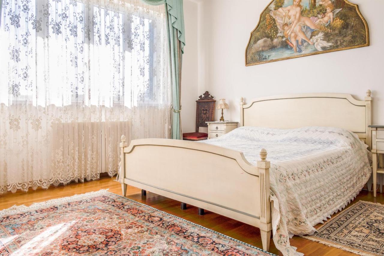 Villa Carini With 3000 Mq Garden & Heated Pool 카스텔누보델가다 외부 사진