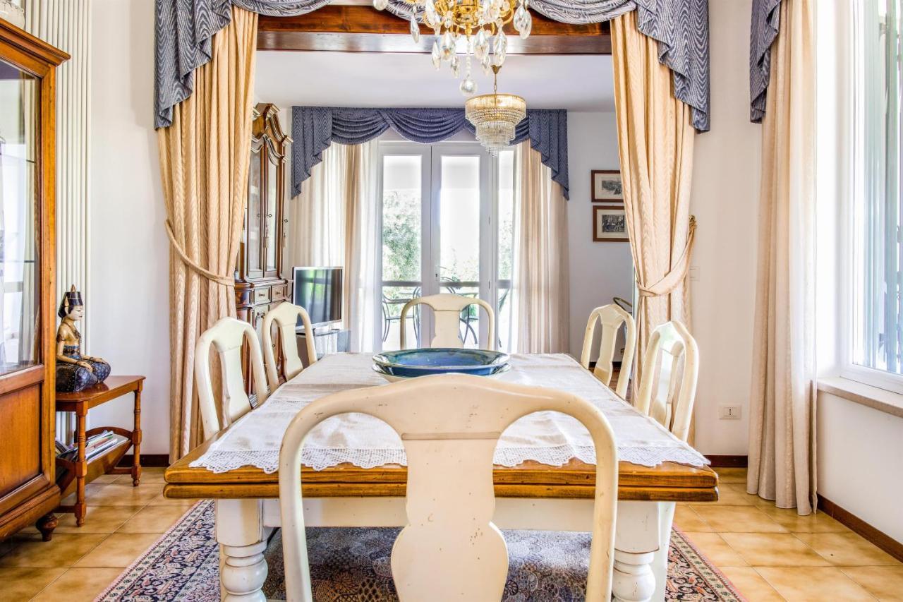 Villa Carini With 3000 Mq Garden & Heated Pool 카스텔누보델가다 외부 사진