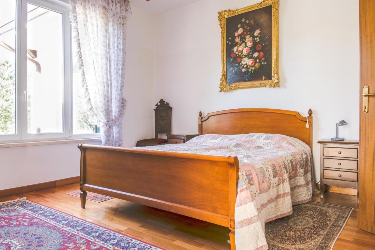 Villa Carini With 3000 Mq Garden & Heated Pool 카스텔누보델가다 외부 사진