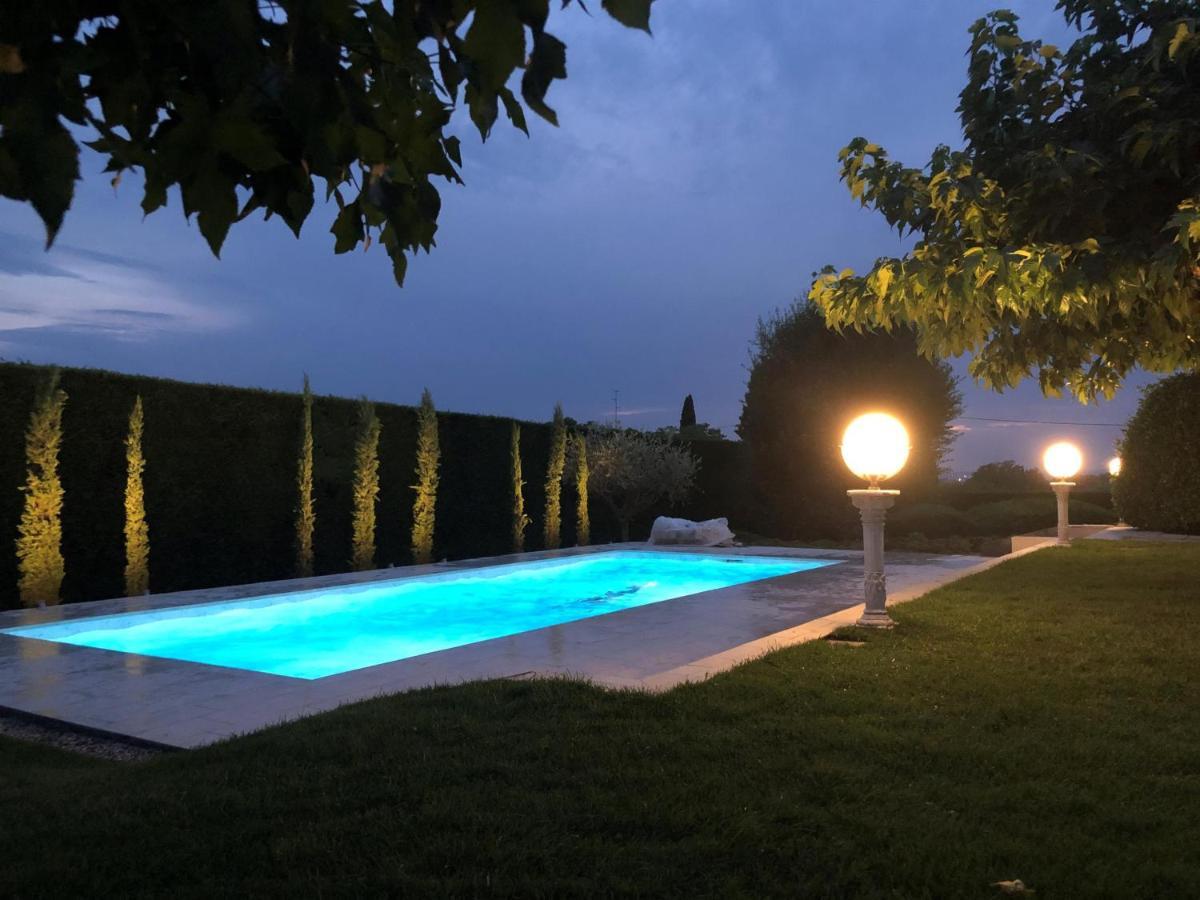 Villa Carini With 3000 Mq Garden & Heated Pool 카스텔누보델가다 외부 사진