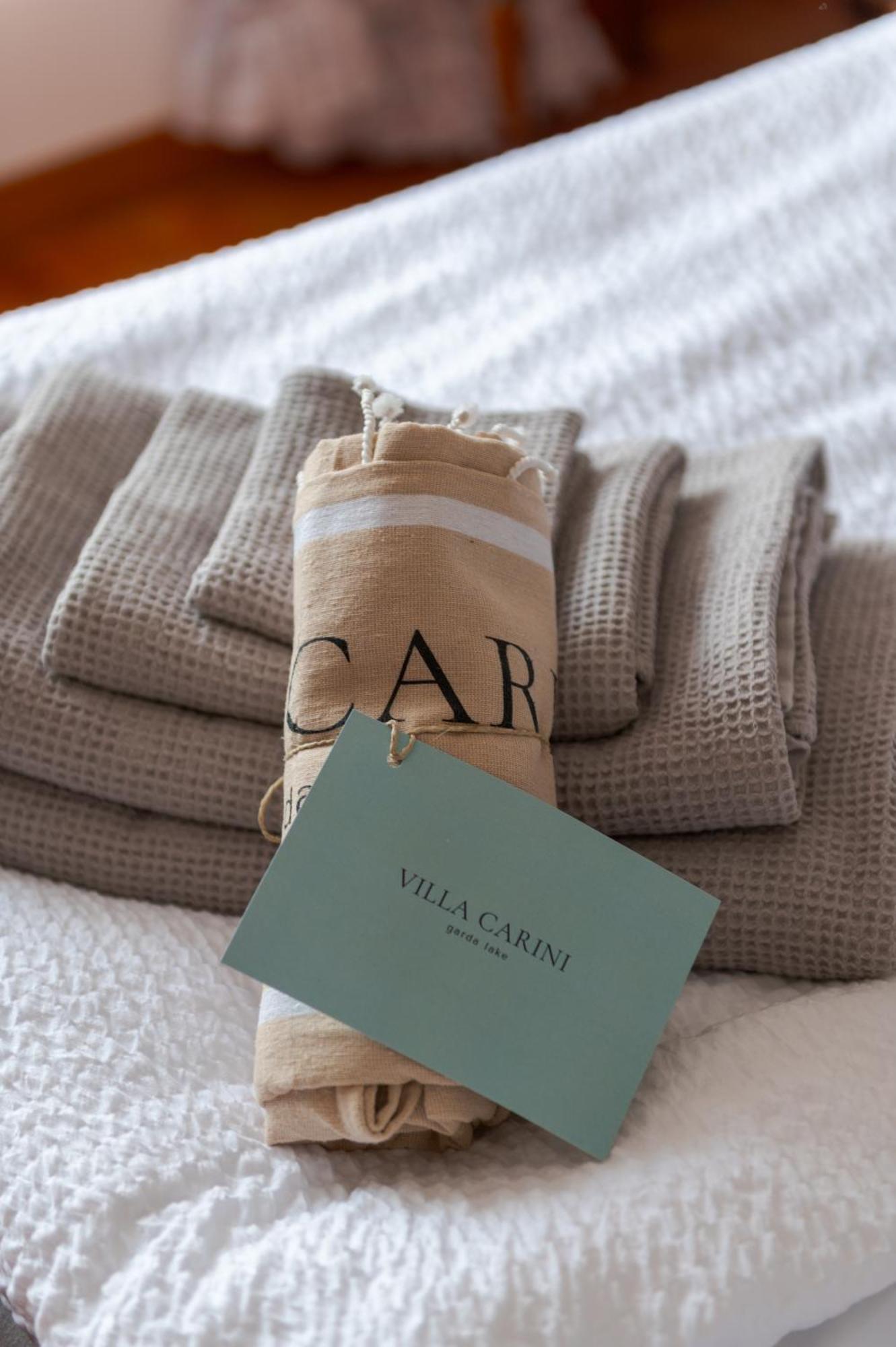 Villa Carini With 3000 Mq Garden & Heated Pool 카스텔누보델가다 외부 사진